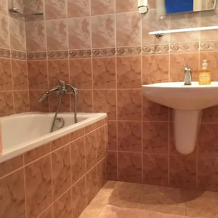 On Nezavisimosti, 33 Street Apartament